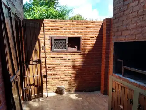 Depto Tipo Casa en Venta con 1 cocheras