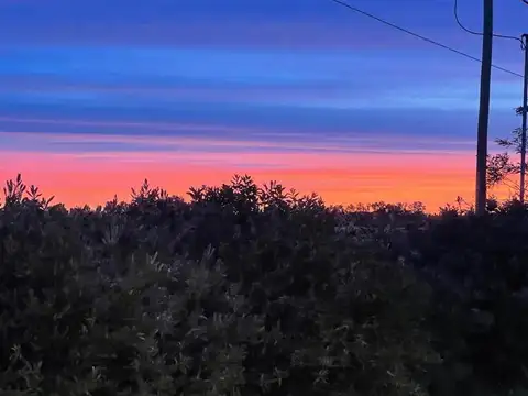 Casa en venta - 2 Dormitorios 2 Baños - Coronel Brandsen