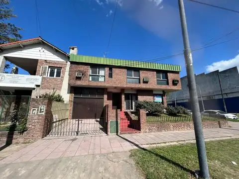 ALQ CASA USO COMERCIAL/PROF/VDA  SAN MIGUEL