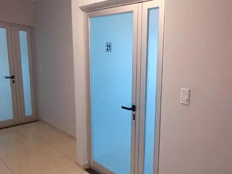 Oficina 2 ambientes con 1 baño