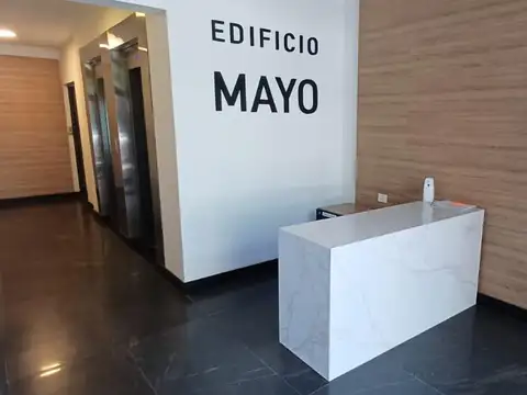 Oficina en Alquiler en Alberdi, $ 550.000