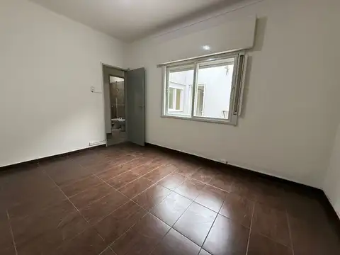 Depto Tipo Casa en Venta 52 años