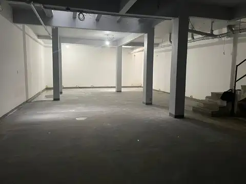 Galpon en Venta en Parque Avellaneda, USD 98.000