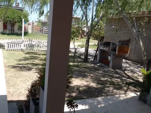 Casa en Alquiler Temporal con 1 cochera