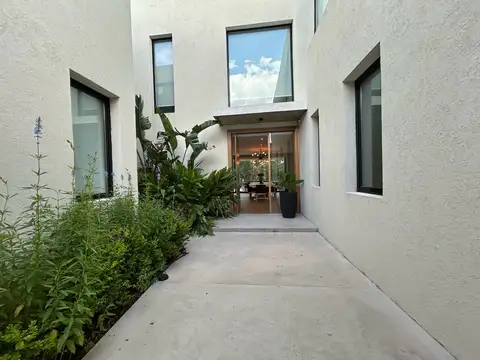 Casa en Alquiler Temporal A Estrenar