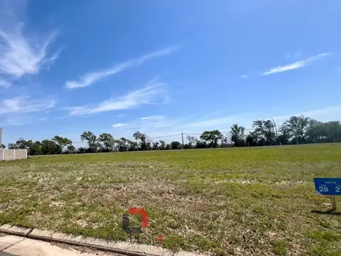 LOTE EN CUESTAS DE MANANTIALES