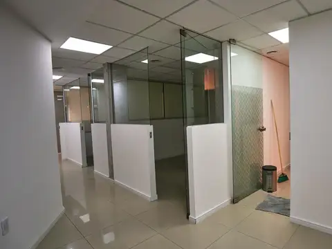 Oficina en Venta en Rosario, USD 1