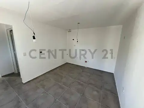 VENTA DEPARTAMENTO 2 AMBIENTES EN SAENZ PEÑA CON TERRAZA PROPIA