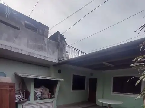 J. M. Zuviria  al 2000