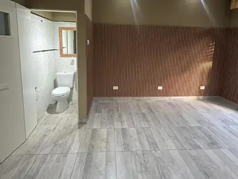 Local en Alquiler en Banfield, $ 500.000