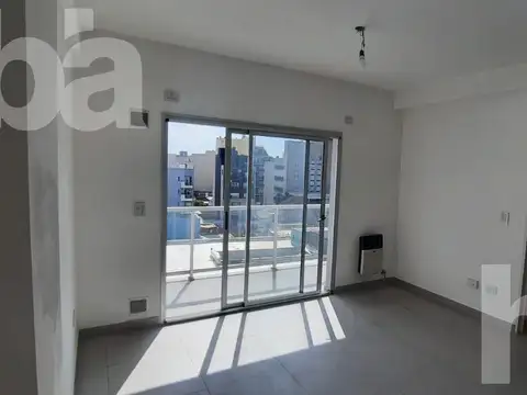 Departamento en  Monte Castro 2 ambientes Super luminoso  Segurola y Jonte