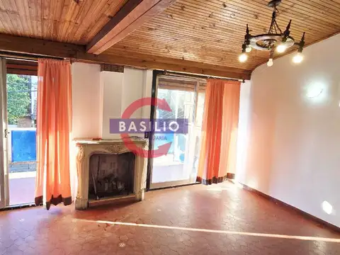Depto Tipo Casa 4 ambientes con 1 baño