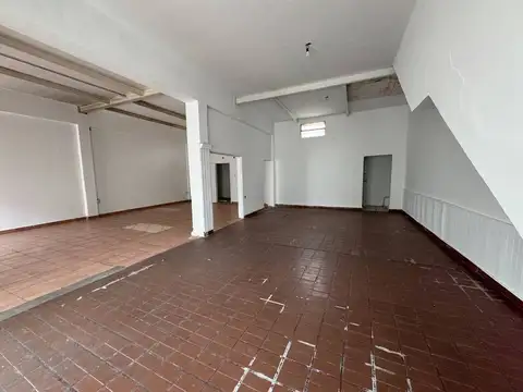 VENTA/ 3 LOCALES COMERCIALES / CENTRICOS