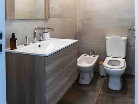 Casa en Venta al Este