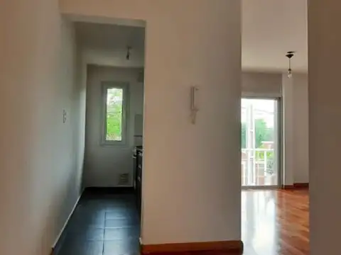 Mar Argentino 600, Piso 1