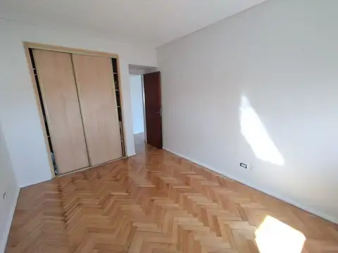  HERMOSO DEPTO AL FRENTE,SUPER LUMINOSO, EXC. UBICACION 