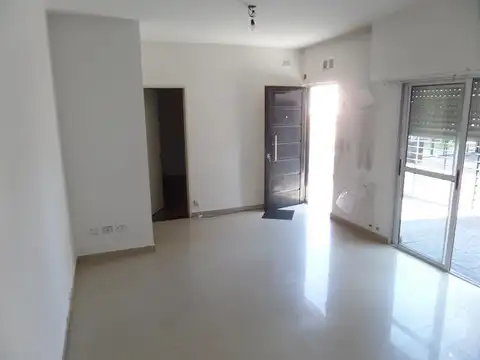 Depto Tipo Casa en Venta de 1 dormitorio