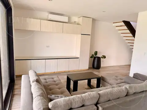 Casa en Alquiler al Sudoeste