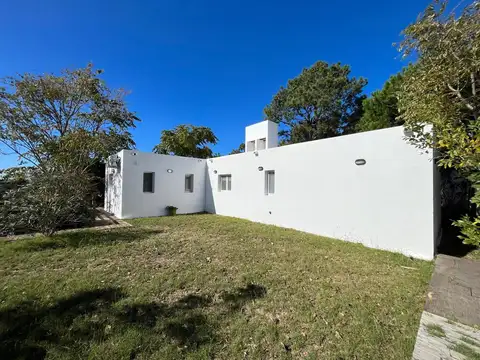 Casa en Venta en Ostende, USD 96.000