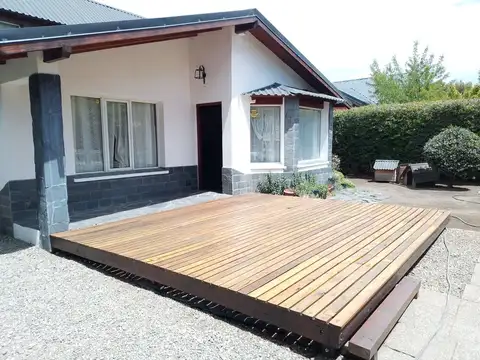 Casa tres habitaciones amplio parque en Bariloche