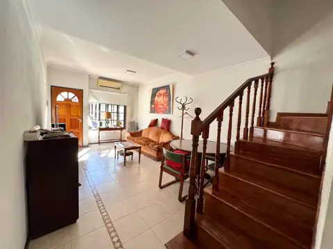 Depto Tipo Casa en Venta en Munro, USD 160.000