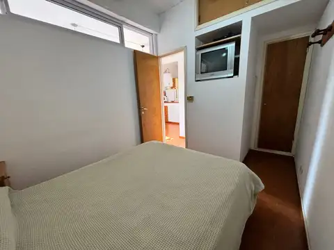 Hermoso Departamento a Dos Cuadras del Mar.-