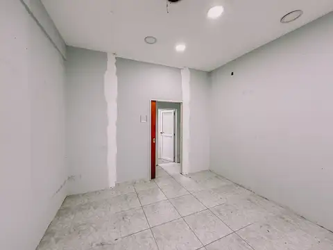 Local en Alquiler en Lanus Oeste, $ 2.499.000