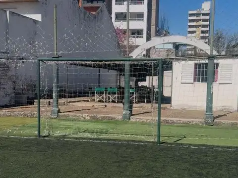 Vendemos Complejo Canchas De Futbol 5