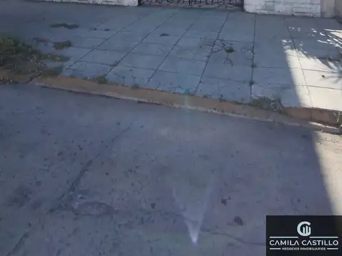 Casa en venta multifamiliar c/ cochera en San Justo