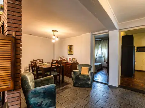 VENTA- PLANTA ALTA DOS DORMITORIOS CON TERRAZA EXCLUSIVA- ESPAÑA Y HOSPITALES