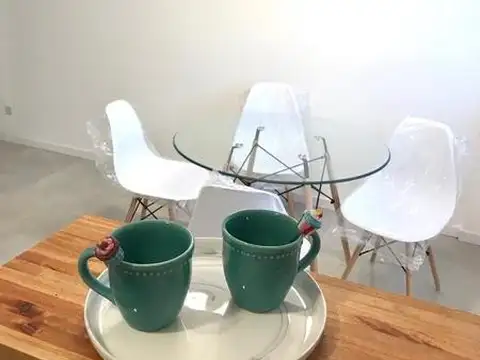 #Hermoso departamento de 1 amb. a la calle totalmente reciclado.