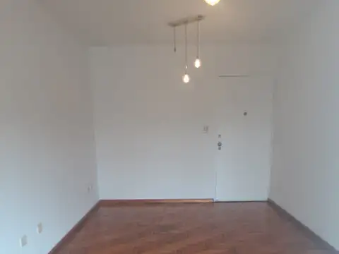 Av Juan de Garay 3700 - 3 Ambientes con Balcón