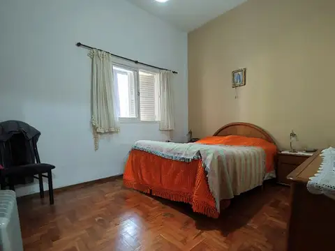 Depto Tipo Casa en Venta 45 años