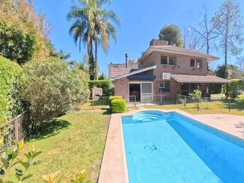 CASA EN VENTA EN EL PATO COUNTRY CLUB CON PILETA