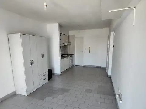 España 300 Monoambiente Amplio Balcón Frente