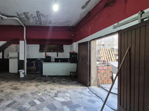 Galpon en Venta 41  mts Fondo