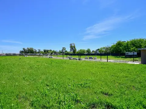 Terreno en Venta en Joaquin Gorina, USD 44.000