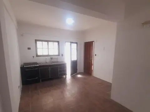 Alquiler PH 2 Ambientes con 2 patios - Villa Luzuriaga