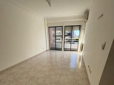 Departamento en Alquiler en Lanus Oeste, $ 800.000