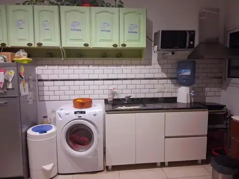 Casa 3 ambientes con 2 baños