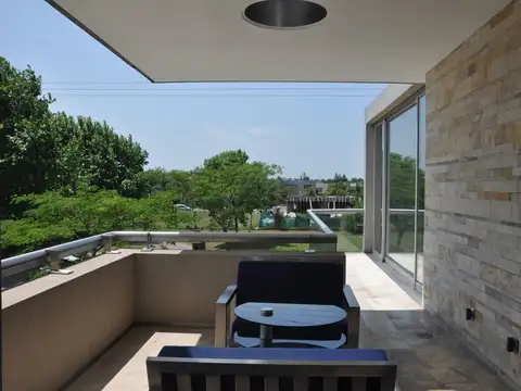 Casa en Venta en Pilar, USD 880.000