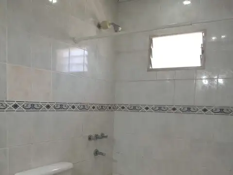 Depto Tipo Casa en Alquiler al Sur