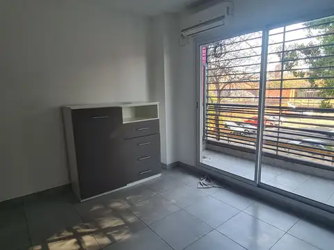 ALQUILER - Monoambiente con parrilla sum y gym - Once