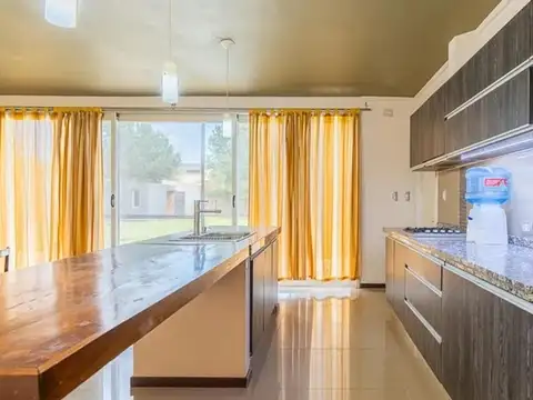 Casa en Venta en Soldini, USD 160.000