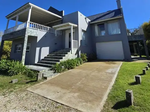 Casa en Alquiler Temporal en Carilo, $ 100