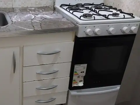 MONOAMBIENTE AMOBLADO Y EQUIPADO