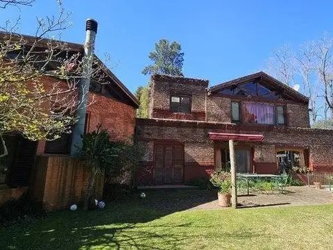 Importante casa Country Club de Campo La Tradicion - Acepta permuta