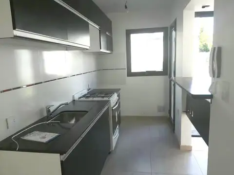 Casa en Venta en Manuel B Gonnet, USD 185.000