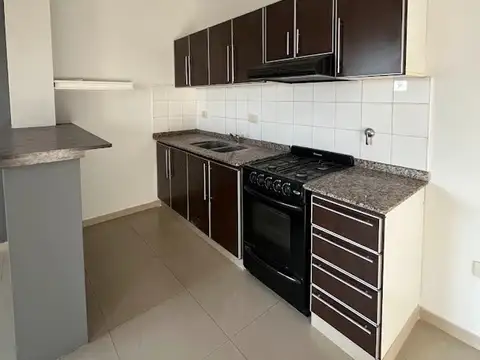 Avellaneda 600, Piso 4