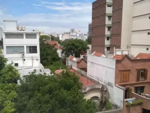 Depto Tipo Casa en Venta al Este